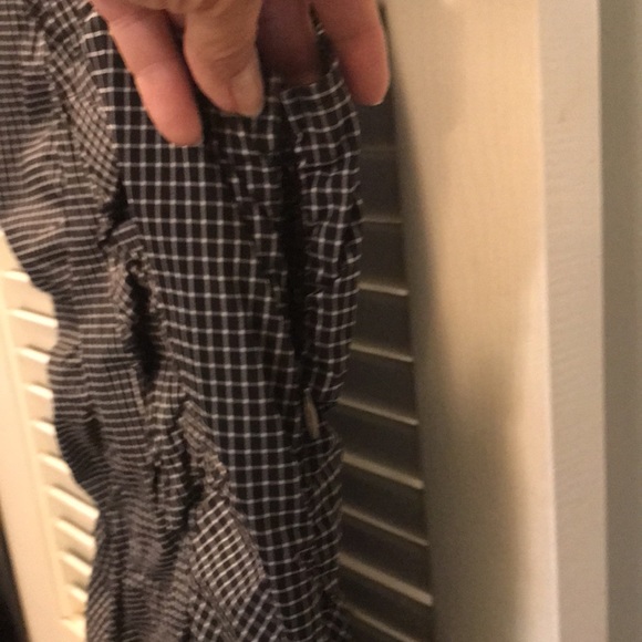 Express stylish top with side zipper - Picture 3 of 6